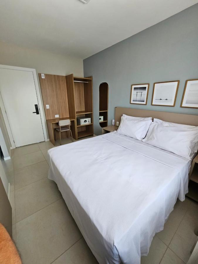Aero Hotel Salvador Aeroporto Лауру-ди-Фрейтас Экстерьер фото