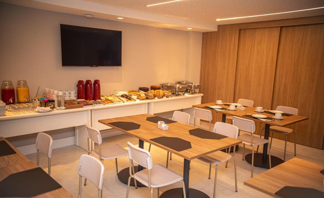 Aero Hotel Salvador Aeroporto Лауру-ди-Фрейтас Экстерьер фото