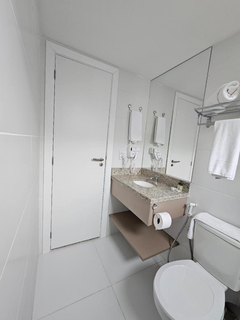 Aero Hotel Salvador Aeroporto Лауру-ди-Фрейтас Экстерьер фото
